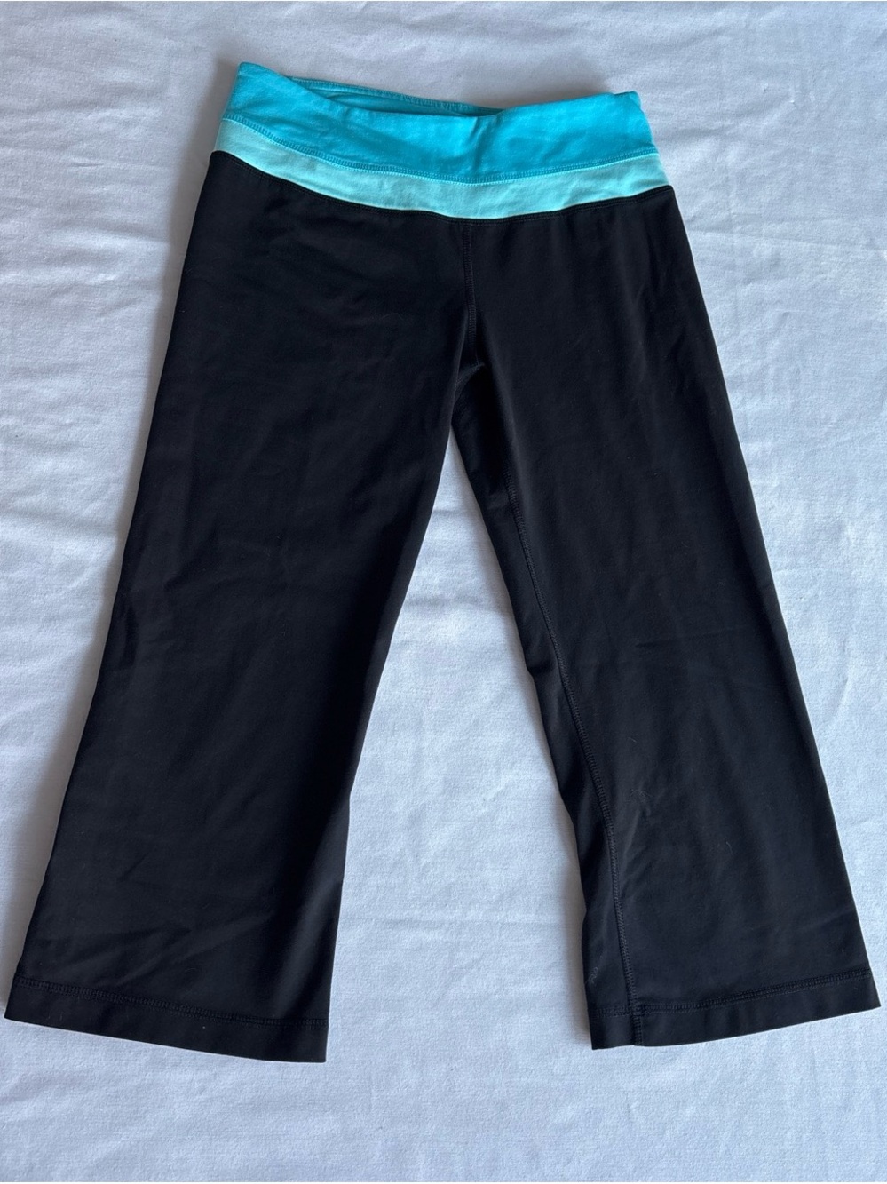 Tuff Athletics Black Cropped Leggings with Turquoise Waistband